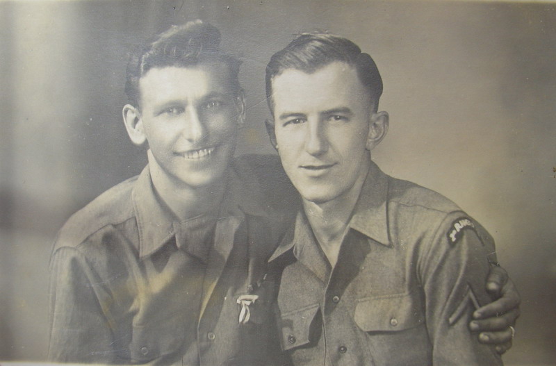 Rangers v roce 1945 John Shobey (vpravo)